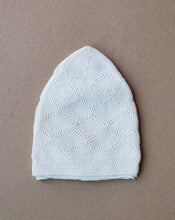 Load image into Gallery viewer, White Kufi (prayer cap) (4364015992881)